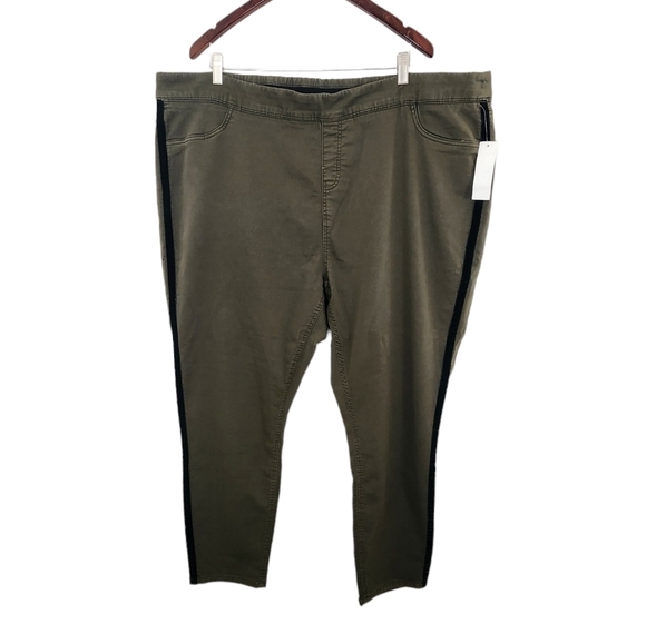 Denim&Co hunter green Women's plus size 3X pants with black pin stripes NWT - Picture 2 of 12